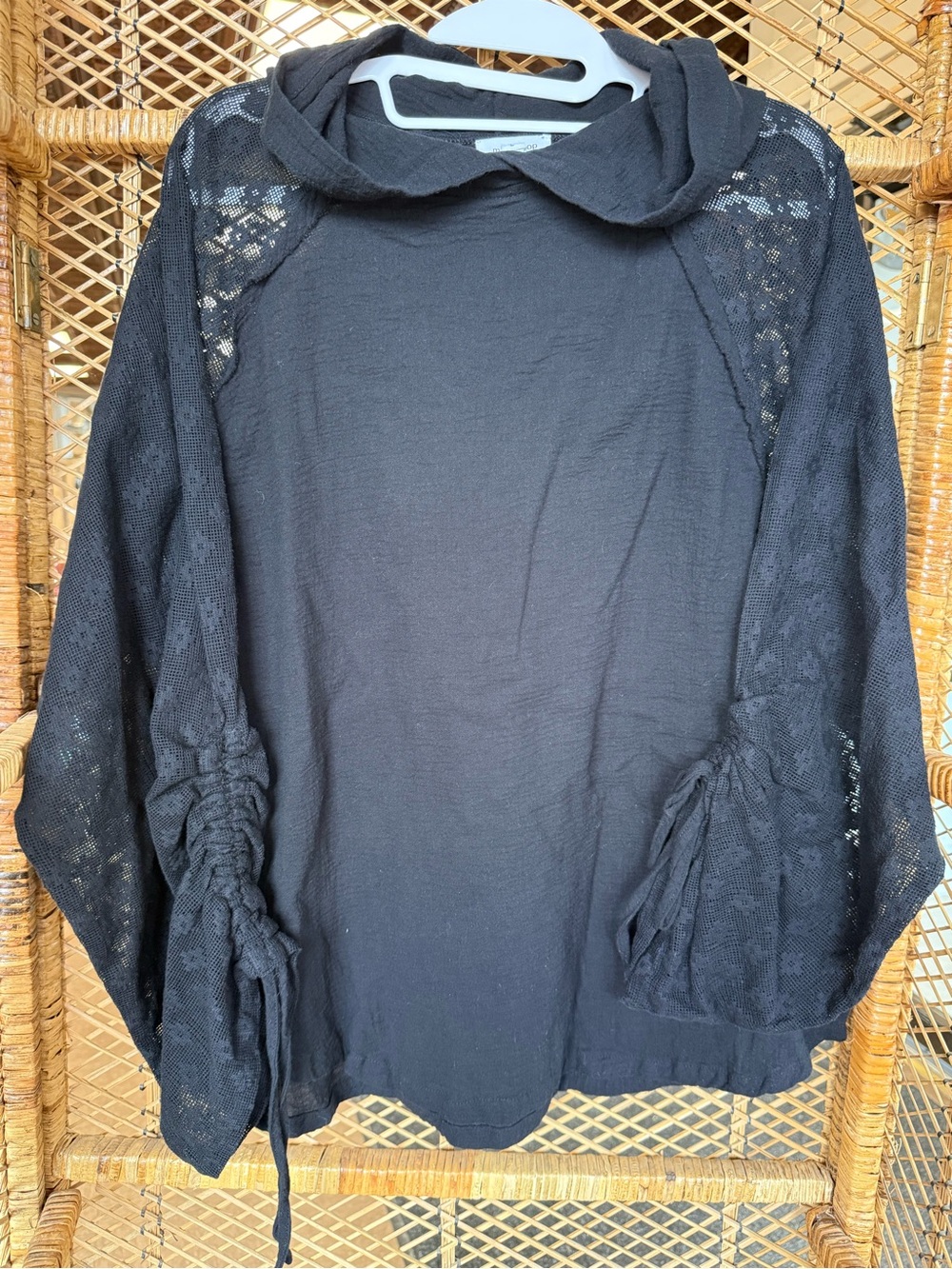 Mittoshop Black Hooded Gauze Lace Sleeve Boho Top Large